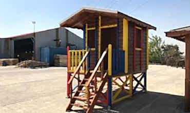 AHŞAP ÇOCUK OYUN EVİ - 02