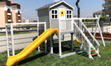 Ahşap Çocuk Evi White House