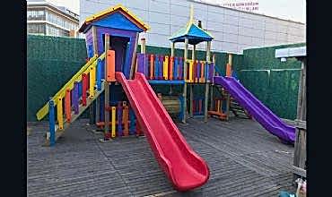 Çift Kulübeli Ahşap Oyun Parkı