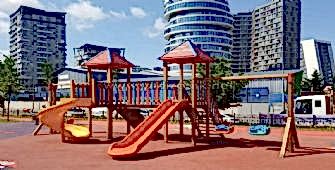 Çocuklar İçin Güvenli Oyun Parkı Nasıl Yapılır?